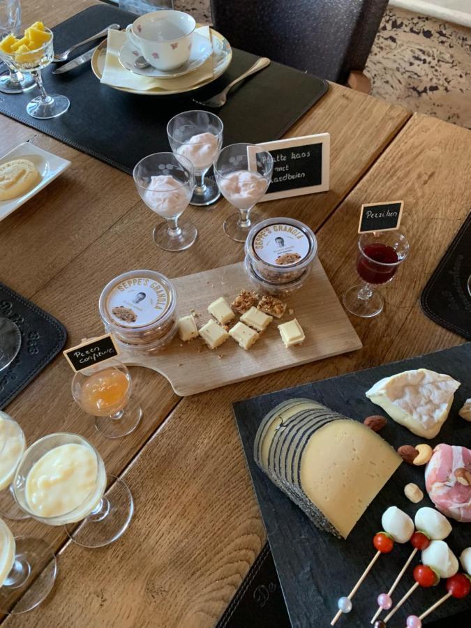 De Rentmeesterhoeve Bed & Breakfast Reningelst